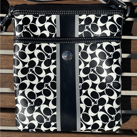 Coach • Black and White Patterned Crossbody Bag - Picture 2 of 7